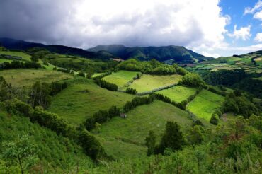 5 Unmissable Beaches in São Miguel, Azores with ocean view