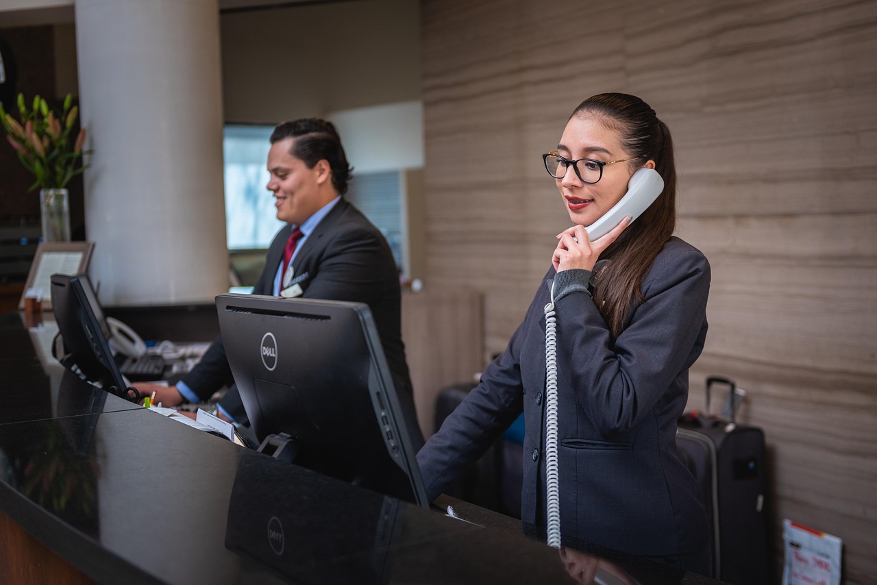 US traveler using mobile device to complete ETIAS application online at airport