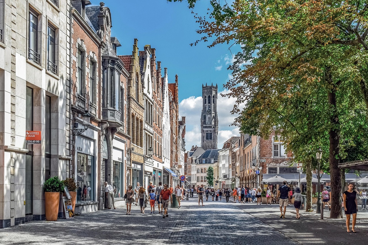Europe travel safety tips for walking city streets