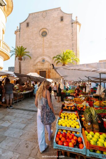 Vibrant Santanyi market stalls filled with fresh produce and local goods