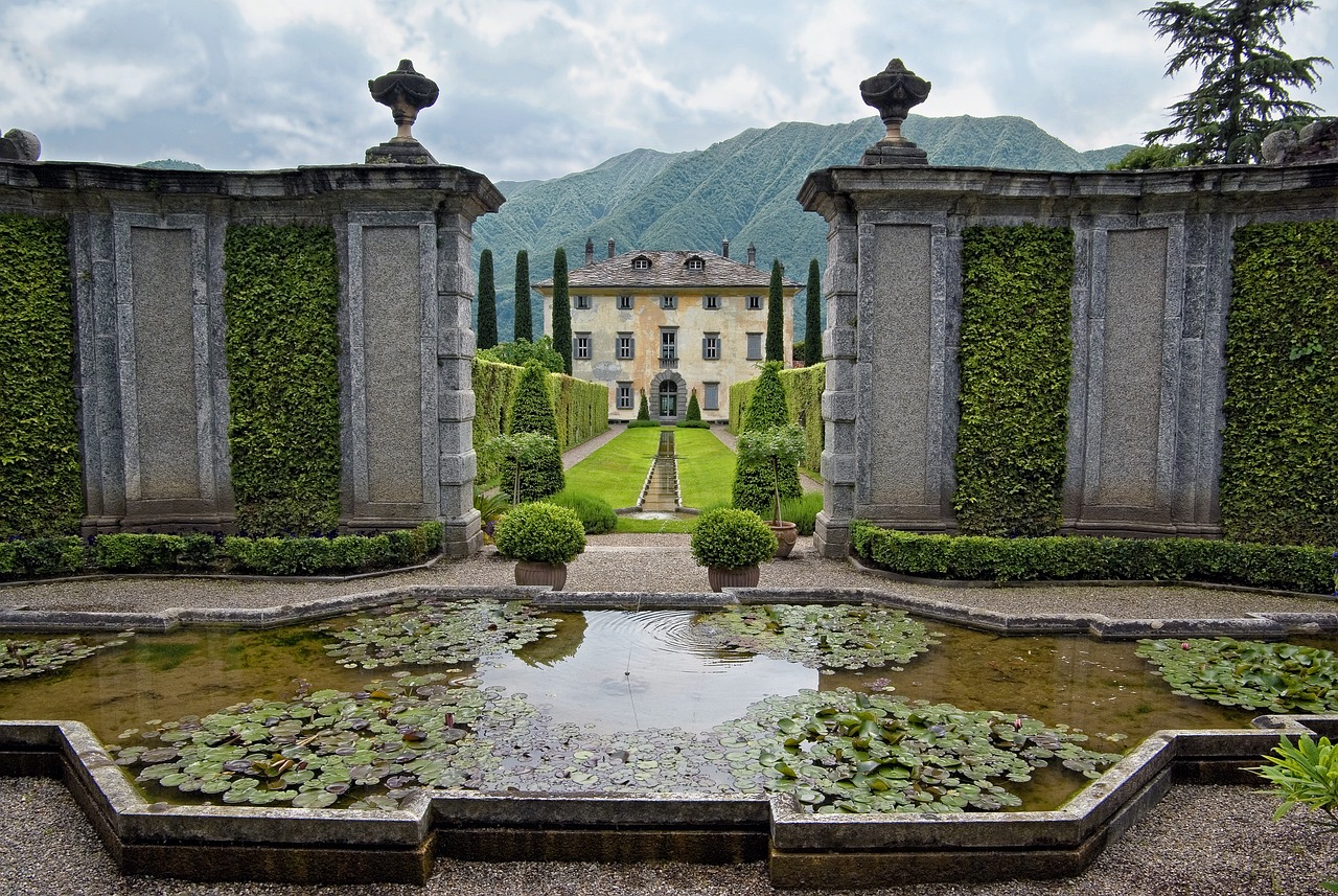 Historic villa gardens along the shore