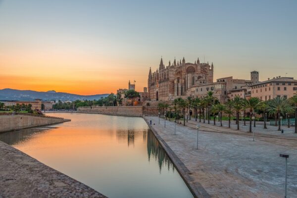 View of Palma Cathedral included in things to do in palma de mallorca spain
