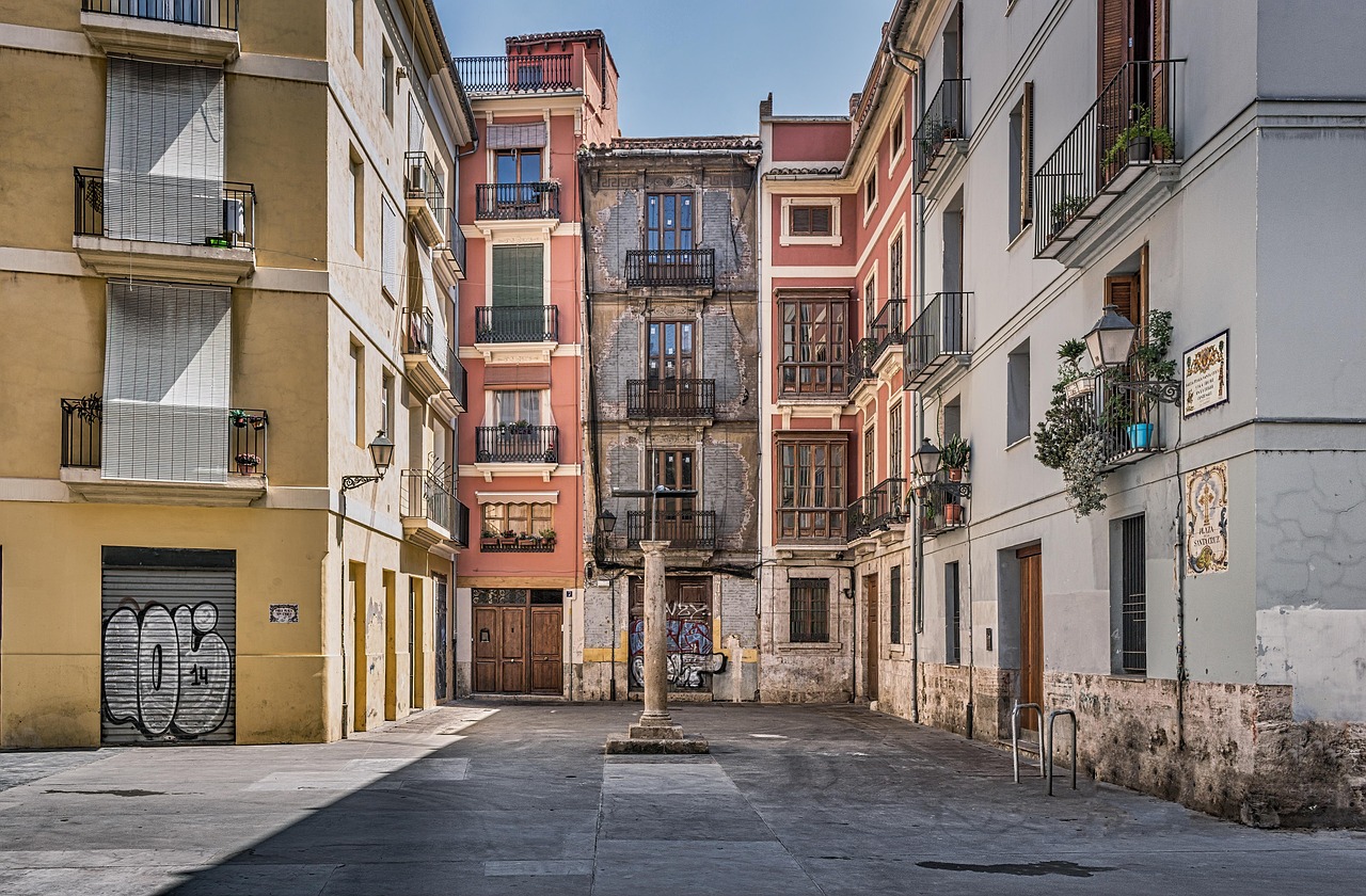 things to do in Valencia historic center